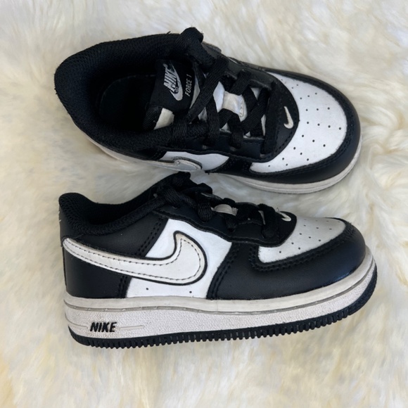 Nike Air Force 1 LV8 2 Panda Toddler 7c Black/White - Picture 4 of 5